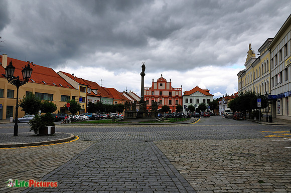 Pisek square
