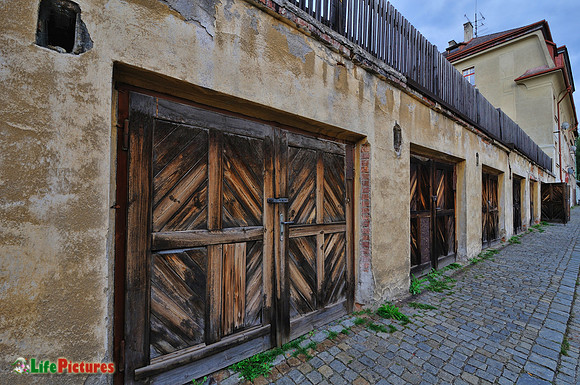 Cesky Krumlov, garages