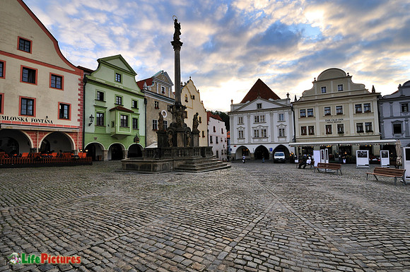Cesky Krumlov square