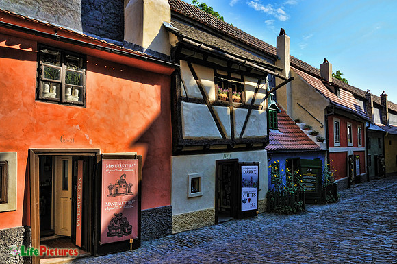 Prague, the golden lane