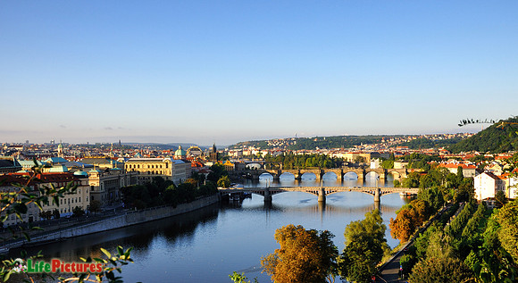 Prague, bridges on Moldova