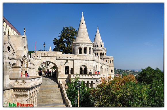 Walking around at Buda Castle