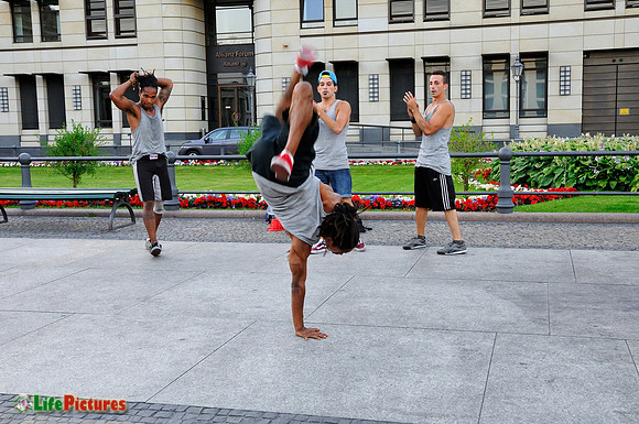 Breakdancers