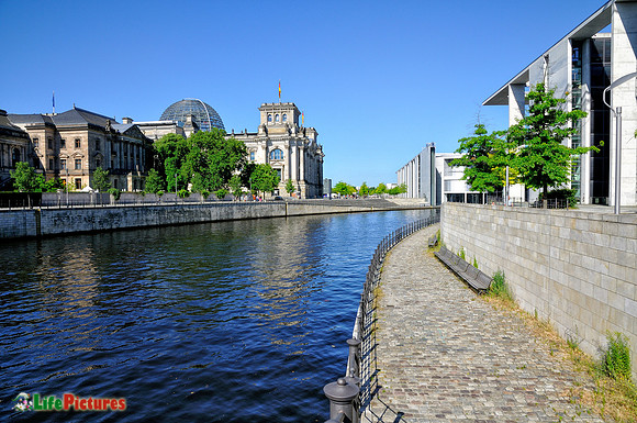 Der Reichstag