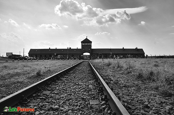 KL Auschwitz Birkenau, entrance