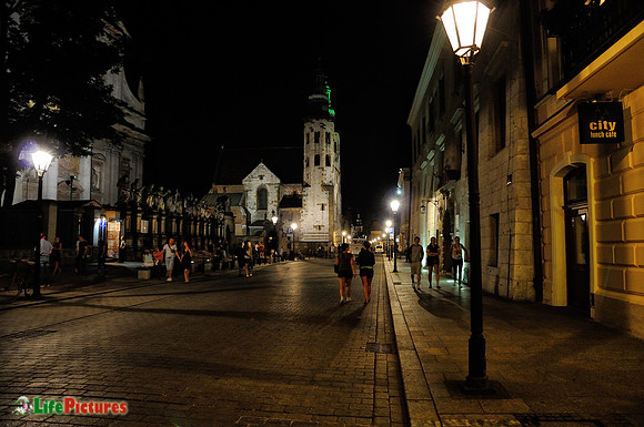 Night in Cracow