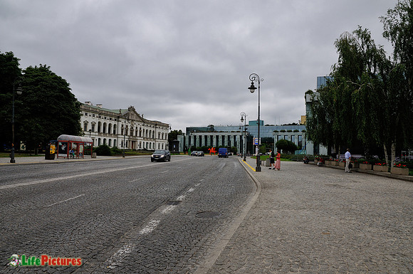 Library on the left and monument of Warsaw uprising on the right
