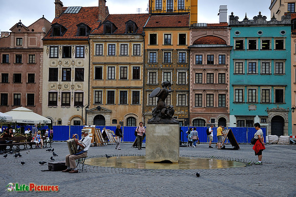 Place artist