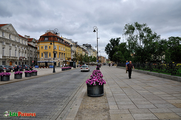 Krakowskie Przedmiescie, another point of view