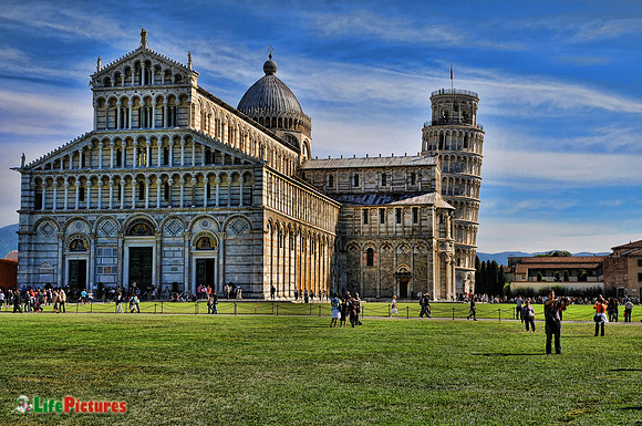 Pisa, Piazza dei Miracoli